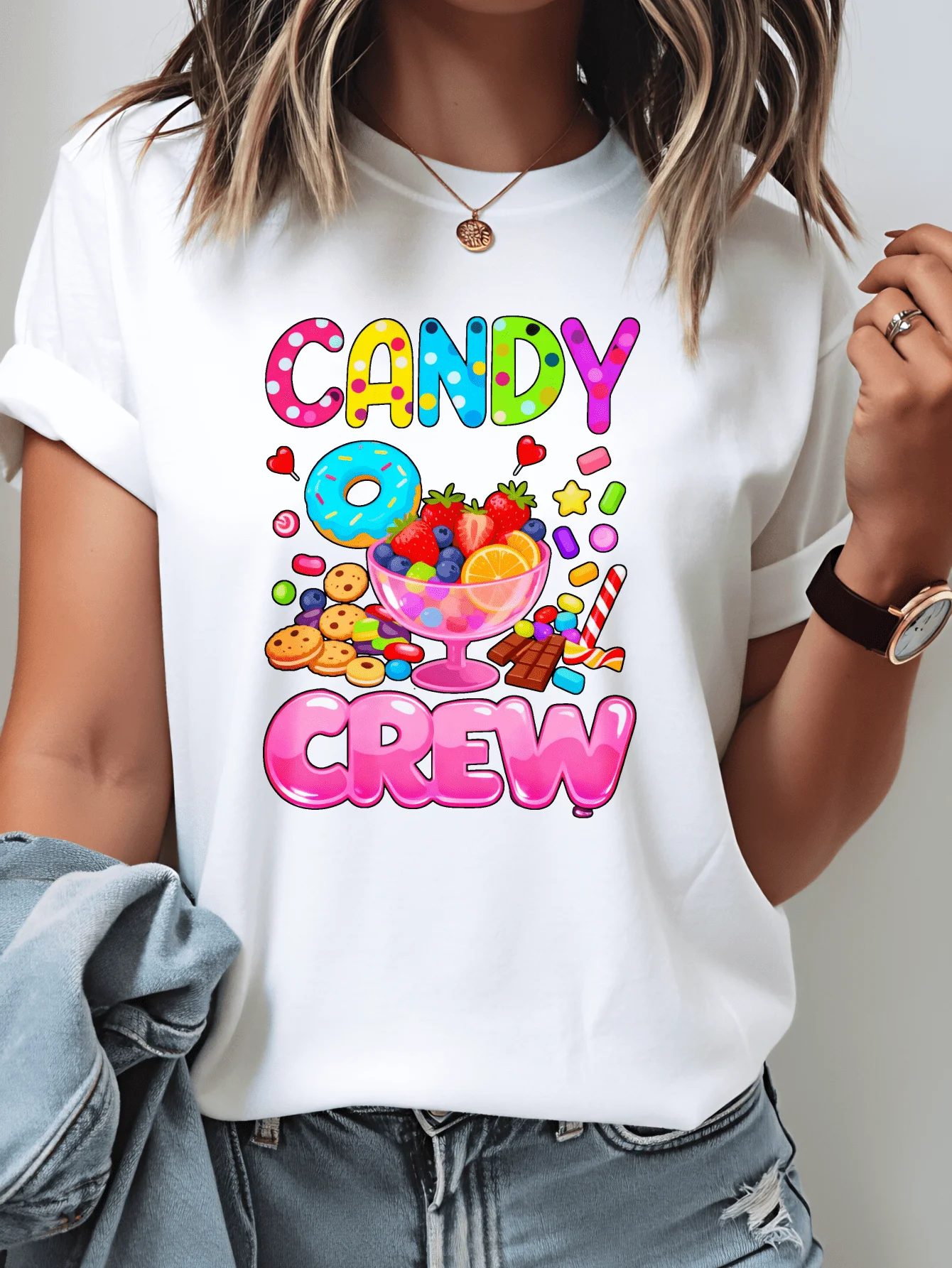 Candy Squad Sweet Snack Print White T-Shirt, Women's Casual Round Neck T-Shirt, Soft and Comfortable Machine-Washable Top, Suitable for Parties and Daily Wear, High-Quality and Versatile