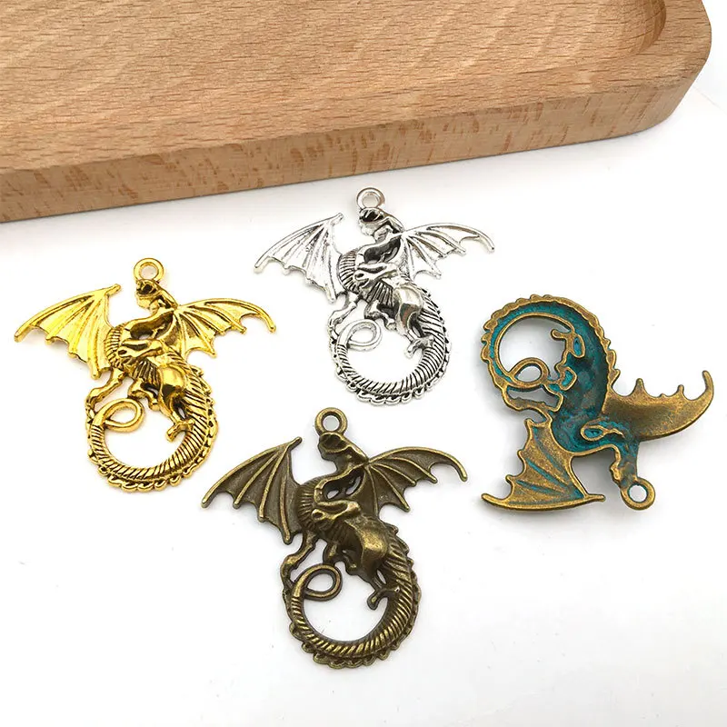 4 Colors Antique Alloy Flying Dragon Pendant Charm For Jeweley Making Necklace Pendants DIY Accessories Supplies Wholesale