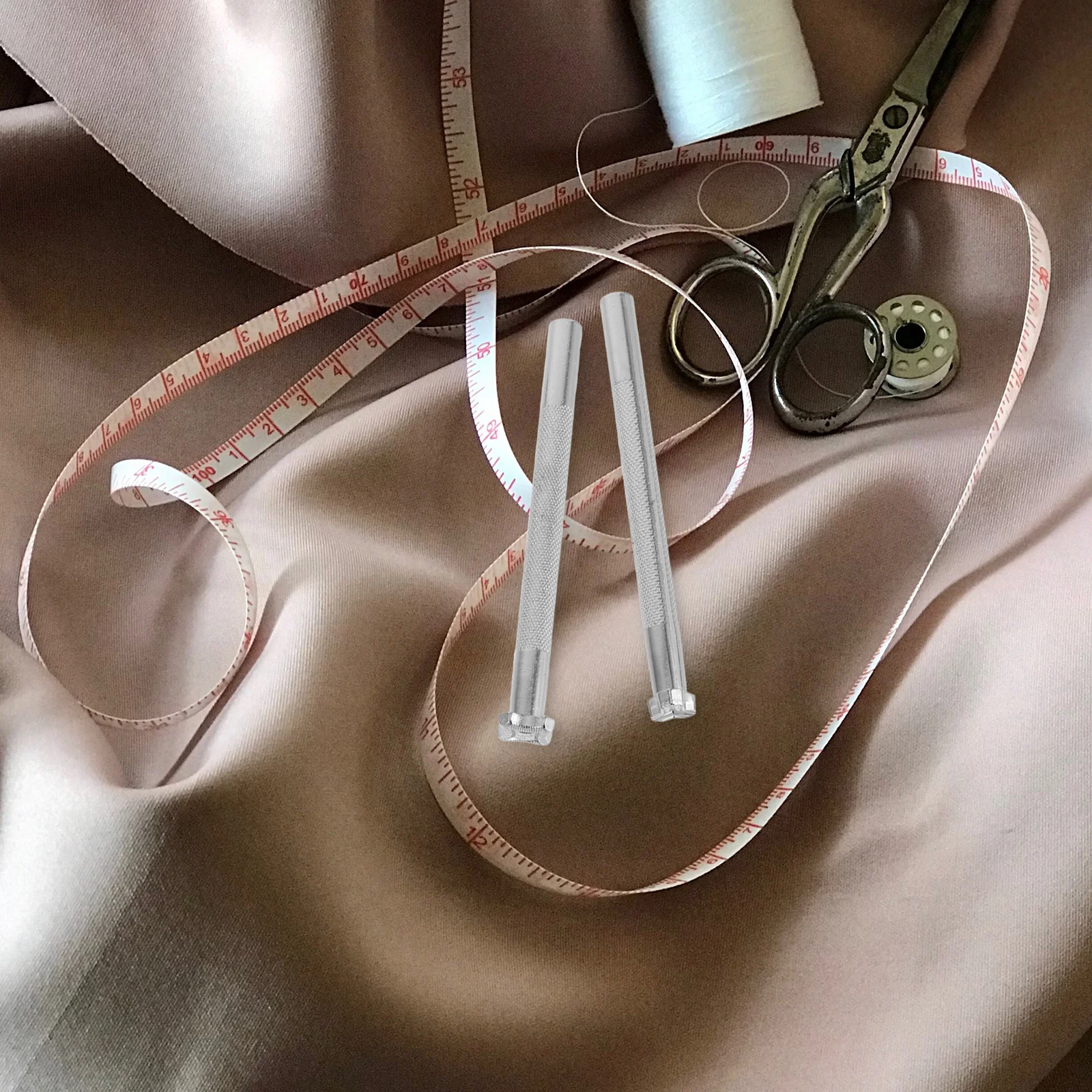 

2Pcs DIY Engraving and Stamping Tools Manual Edge Patterned Tapping Device Craft Printing Tool Kit for Precision