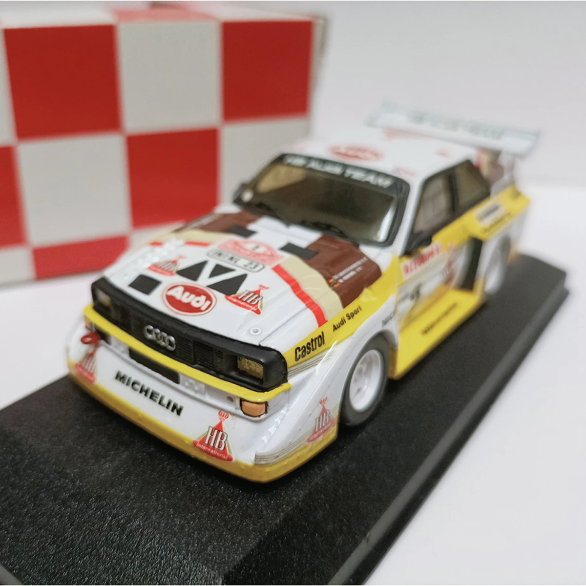 starter-modellino-auto-in-scala-1-43-in-lega-pressofusa-audi-quattro-monte-carlo-giocattoli-classici-nostalgia-regali-per-adulti-souvenir-espositore-statico