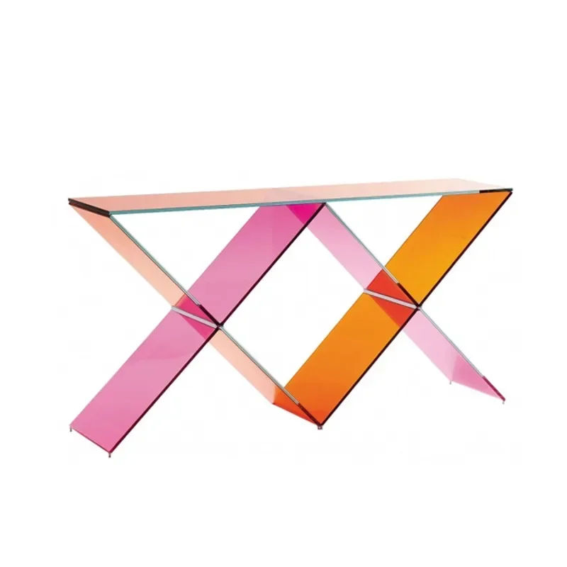 

Современная мода, креативный дизайнер, выставочный зал, геометрическая полоска, арт, цветной акриловый стол на крыльце, стойка