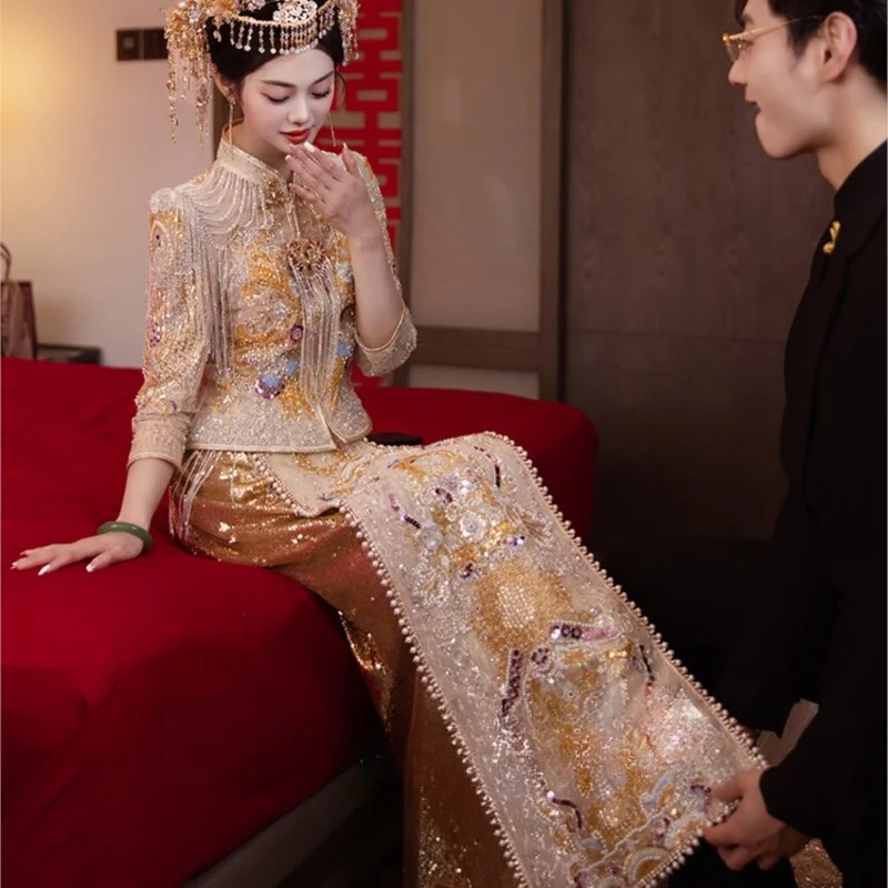 Champagne gold dress new Chinese Phoenix crown Xipei tail