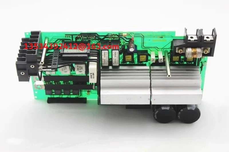 

Б/у A16B-2202-0781 для FANUC A16B-2202-0781 Б/у печатная плата