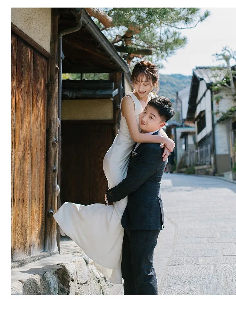 French Lace Light Wedding Dress Bride Simple Niche Tube Top Forest Style Retro Going Out Yarn Super Fairy Tail Welcome Dress