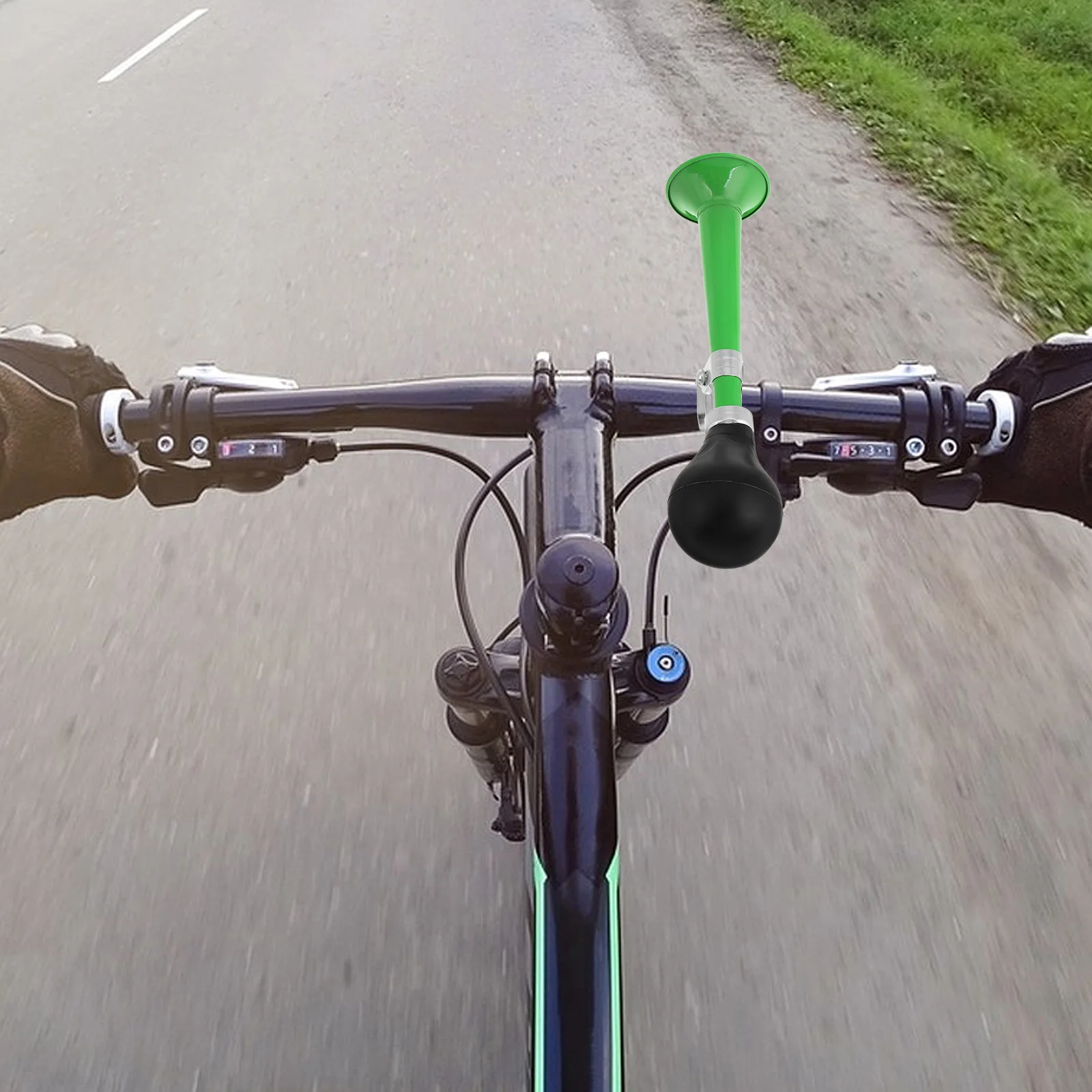 

1pc Loud Bike For Kids Squeeze Bulb Universal Handlebar Bell Waterproof Durable Multifunctional Kids Bikes Accessories Cycling