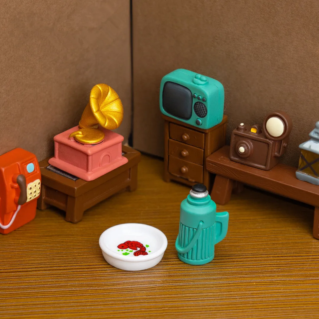 Figurine Miniature Vintage TV Record Player Small Model Micro Landscape Ornaments For Home Decoration DIY Doll House Accessories