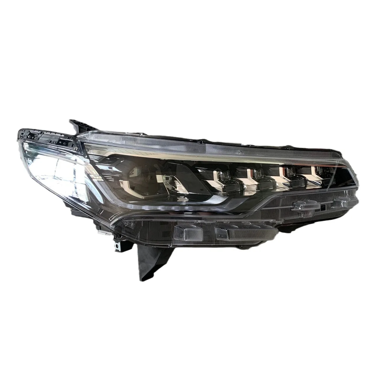 

Applicable To SAIC Maxus G20 Front Headlight Assembly MAXUS G20 Headlights, Models 19-23