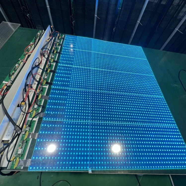 Ekran LED z przezroczystej folii TFL, do użytku wewnątrz i na zewnątrz, miękki, zwijany, kryształowy.