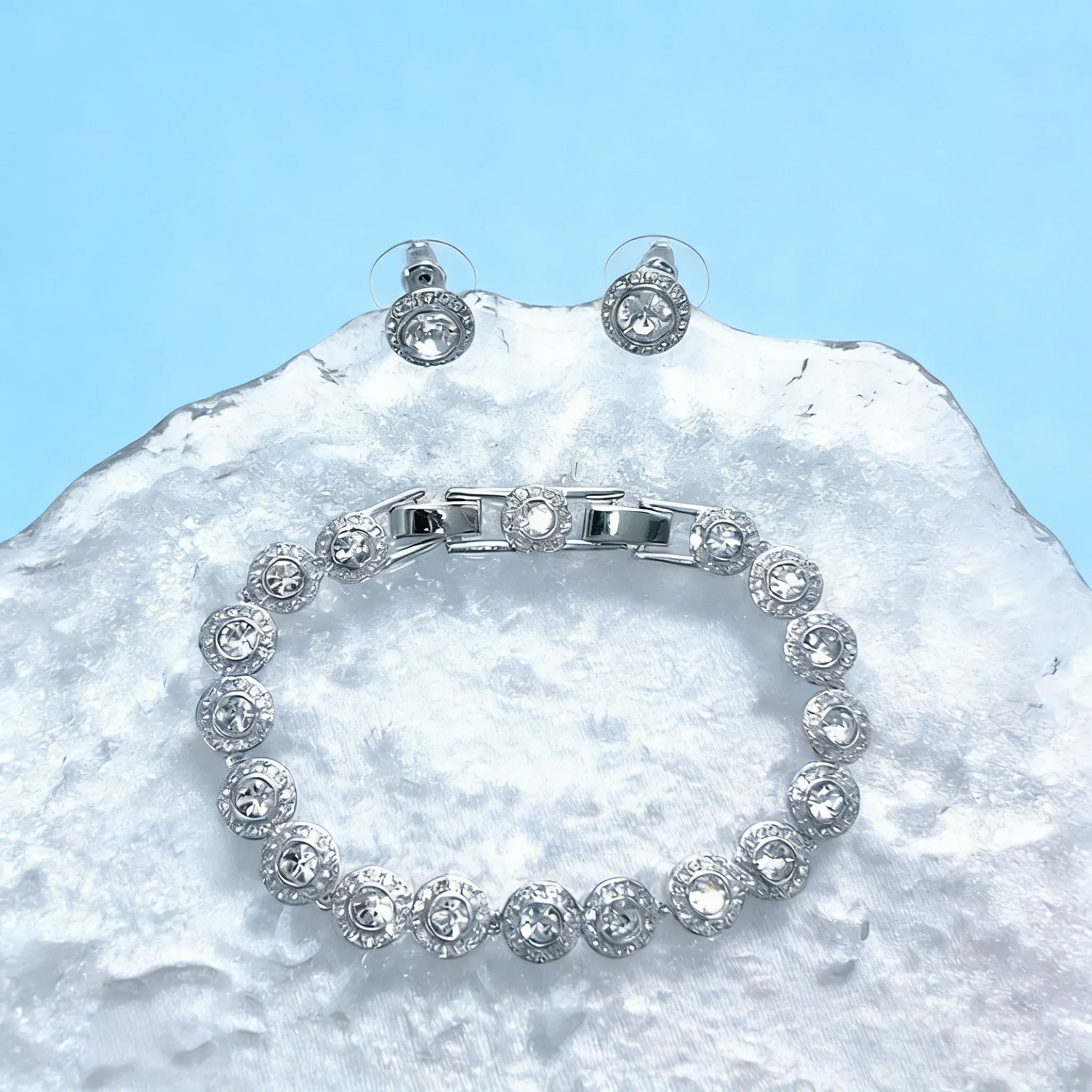 

2026 European and American exquisite set simple atmosphere couple bracelet necklace fashionable