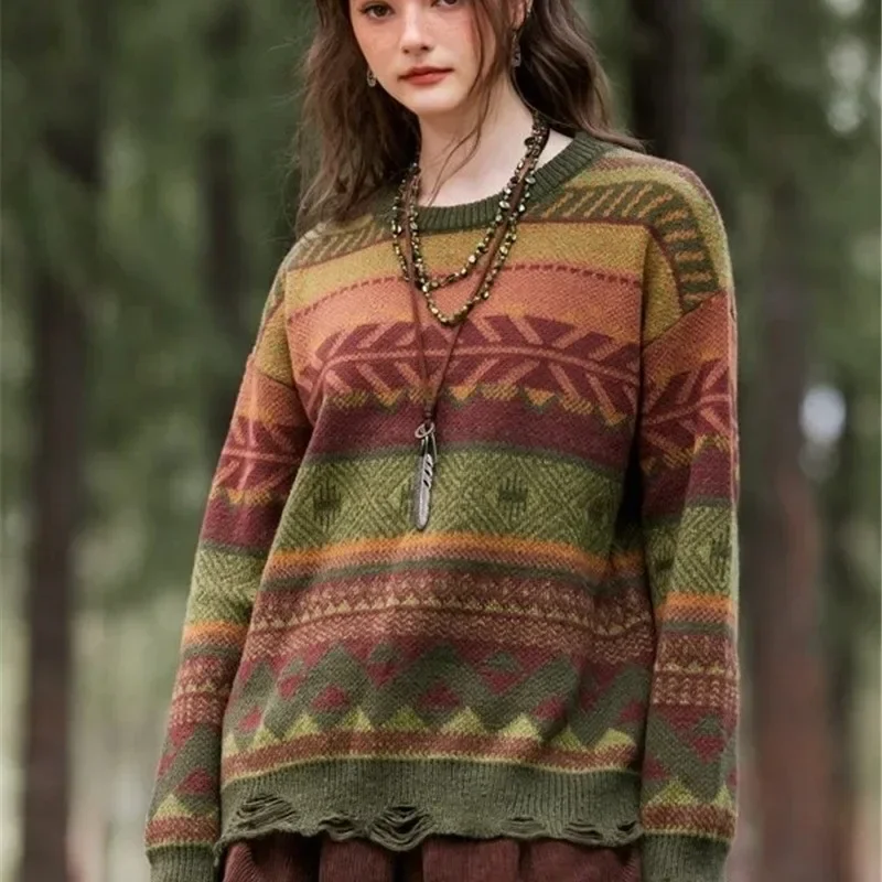 European and American Autumn and Winter New Loose Round Neck Geometric Pattern Perforated Knitted Long Sleeved Sweater