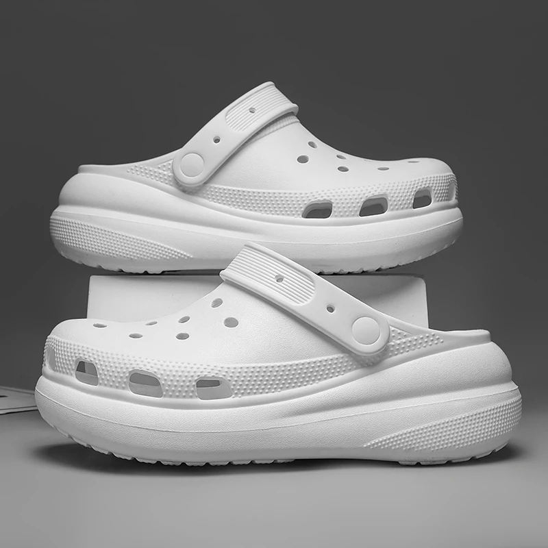 Women and Men's Hole Shoes Summer Non-Slip Outdoor Sandals Closed Toe Shit Feeling Beach Slippers Thick Bottom Soft Bottom