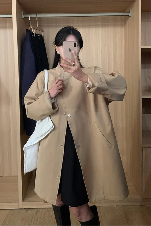 

Женский длинный плащ оверсайз, великолепный, до колена, с мягким бантом, с вырезом, Feminina, съемный, с напуском, на одной пуговице, на флисовой подкладке