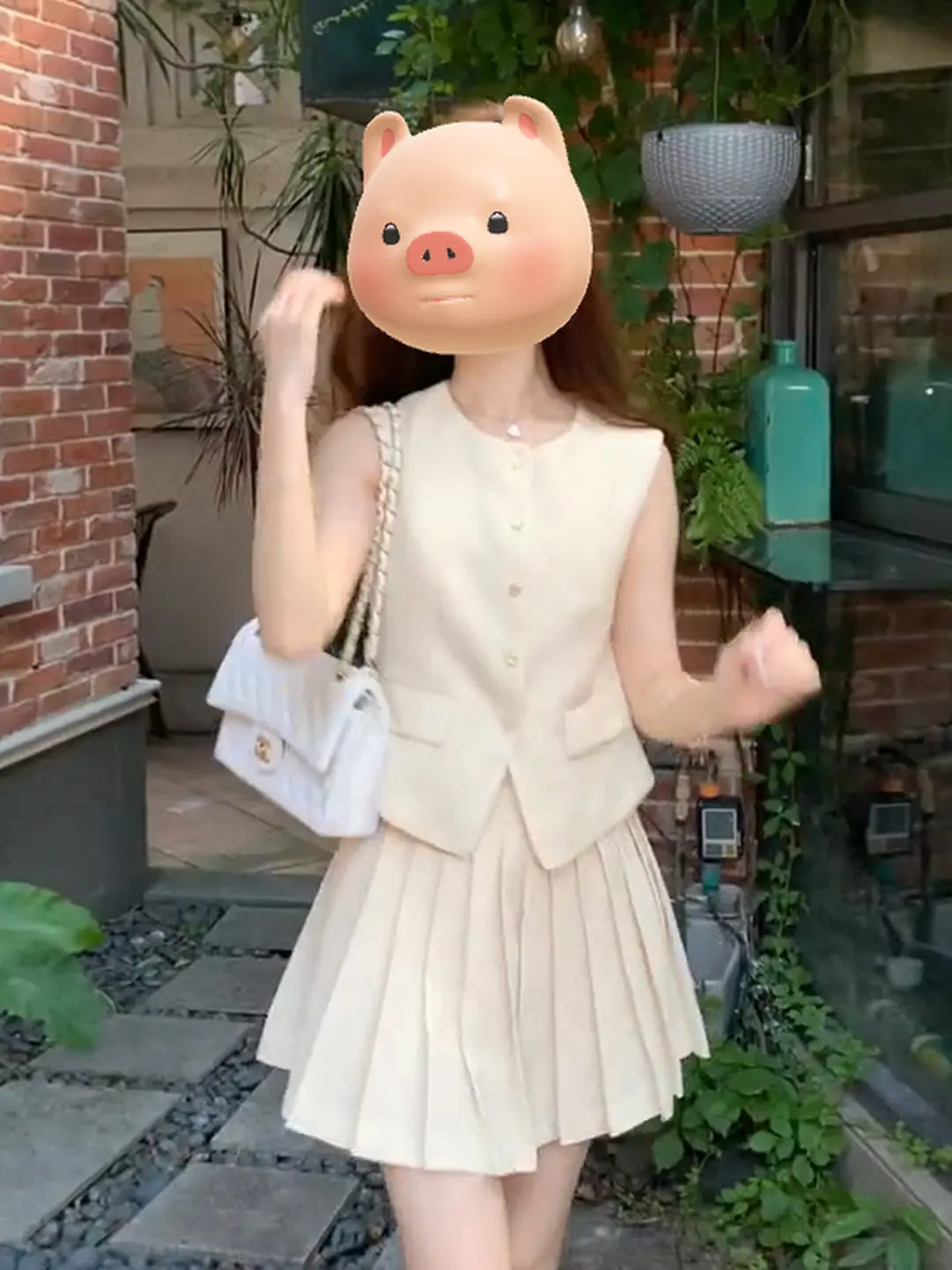 

High Waist Pleated Skirt And Sleeveless Vest Women's Fashion Set Summer 2026 Elegant Style Commute Wind Button Closure