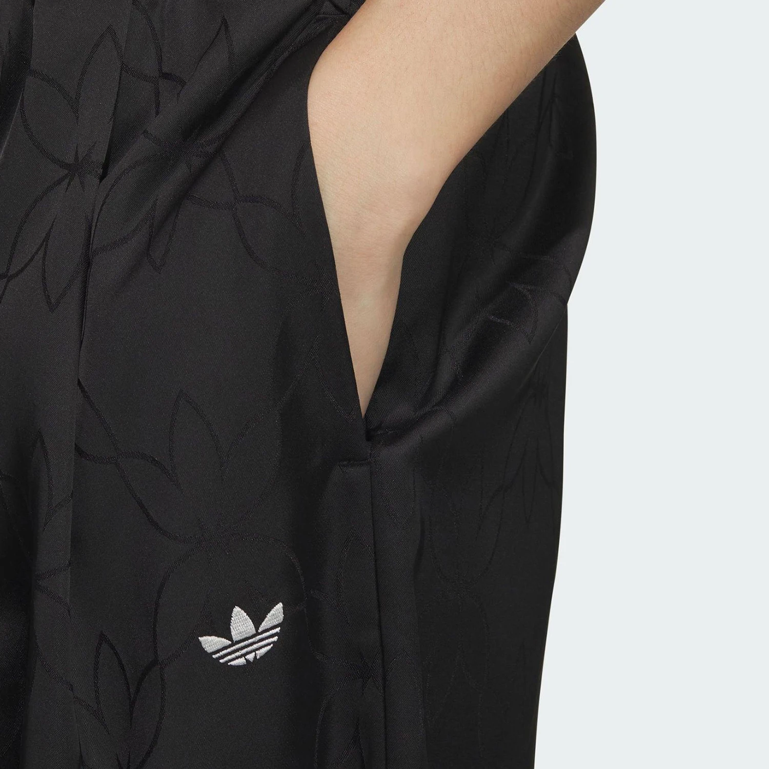 Adidas Originals 2025 Women's Retro Wide-leg Pants KB6406 image 4