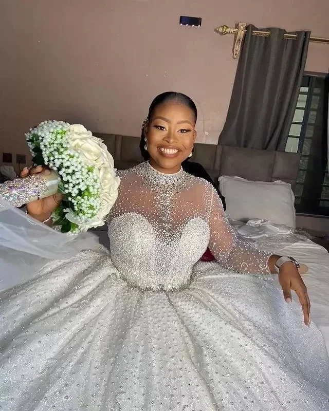 Customized Arabic Plus Size Wedding Dresses Bridal Gowns Beading Long Sleeve Crystal High Neck Sequined Vestidos De Novia