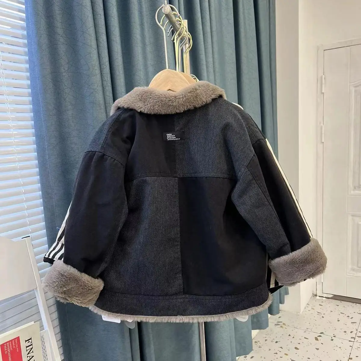 Teens Winter Children Boy Denim Coat Patchwork Plus Velvet Thicken Warm Kid Big Boy Jacket Loose Single Breasted Baby Outerwear