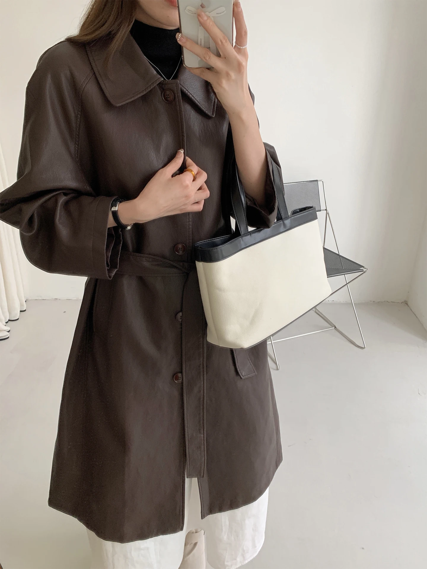 Ele Bla PU Couro Jaet Casaco Longo Feminino Gola Design Outono Inverno Vintage Elegante Sle Fixação de Botão Único