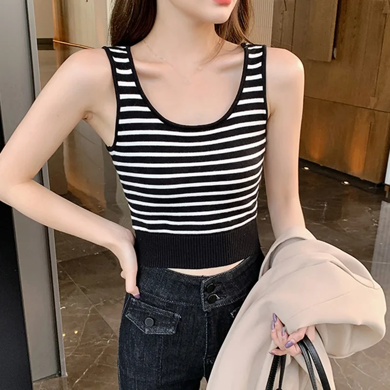 Women's Elegant U-Neck Slim Camisole Inner Outer Wearable Sleeveless Temperament Tank Top Casual Versatile Pullover