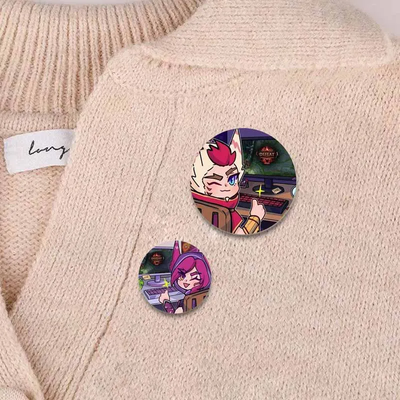 Game League of Legends LOL Arcane Round Brooch Jinx Soft Lapel Pins Runaway Loli Badge Backpack Accessories Gamer Collect Gifts