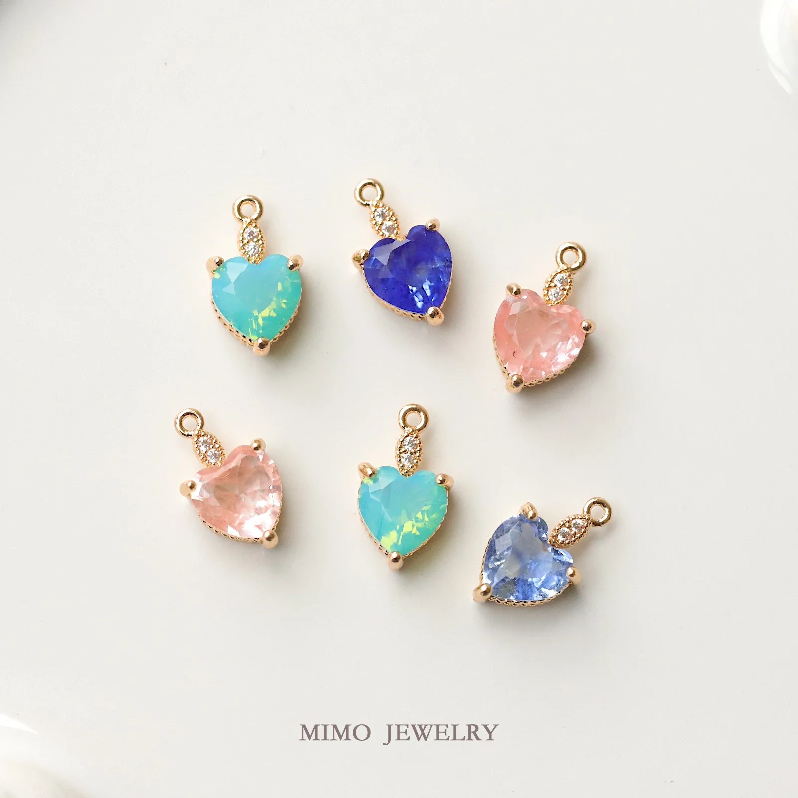 

Micro Inlaid Zircon Glass, Horse Eyes, Heart of Love, Peach Heart Charms Pendant Supplies DIY Hand Brass Gold Plated Accessories