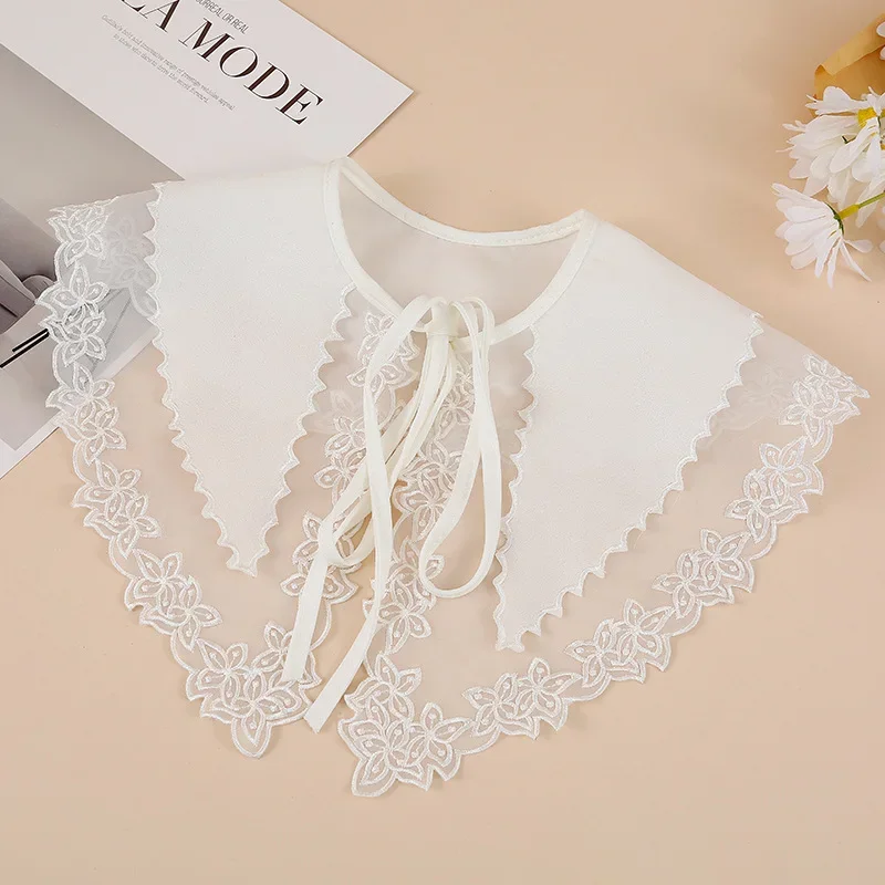 White Lace Fake Collar for Women Embroidered False Collar Shirt Blouse Doll Sweater Decorative Shirt Detachable Collar