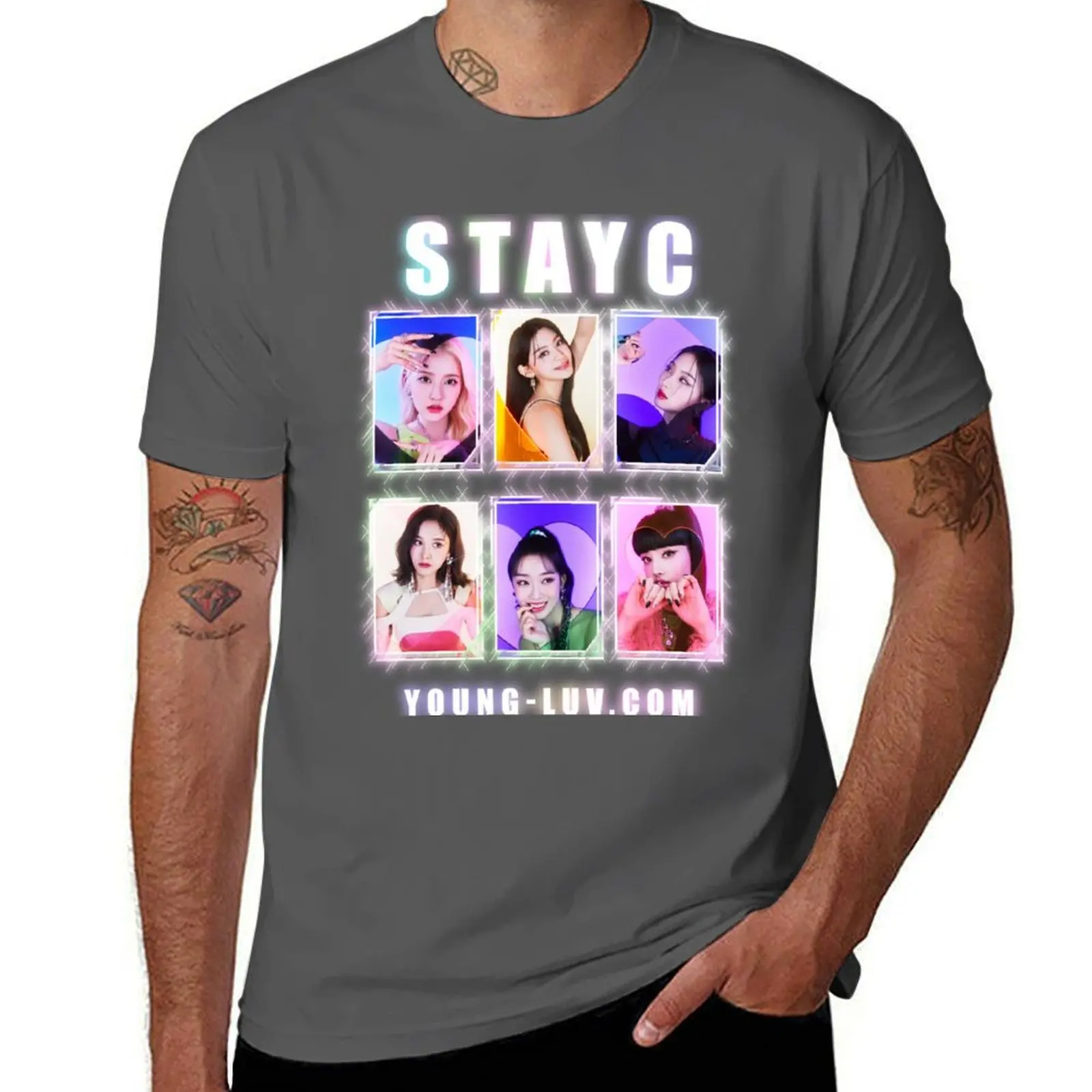

STAYC T-Shirt Essential Solid Color T-Shirt