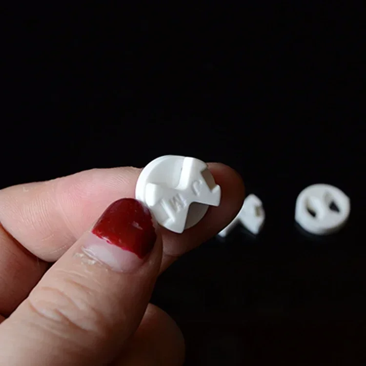 Contact us for a quote MOQ 500pcs Calve faucet Alumina ceramic disc for tap cartridge