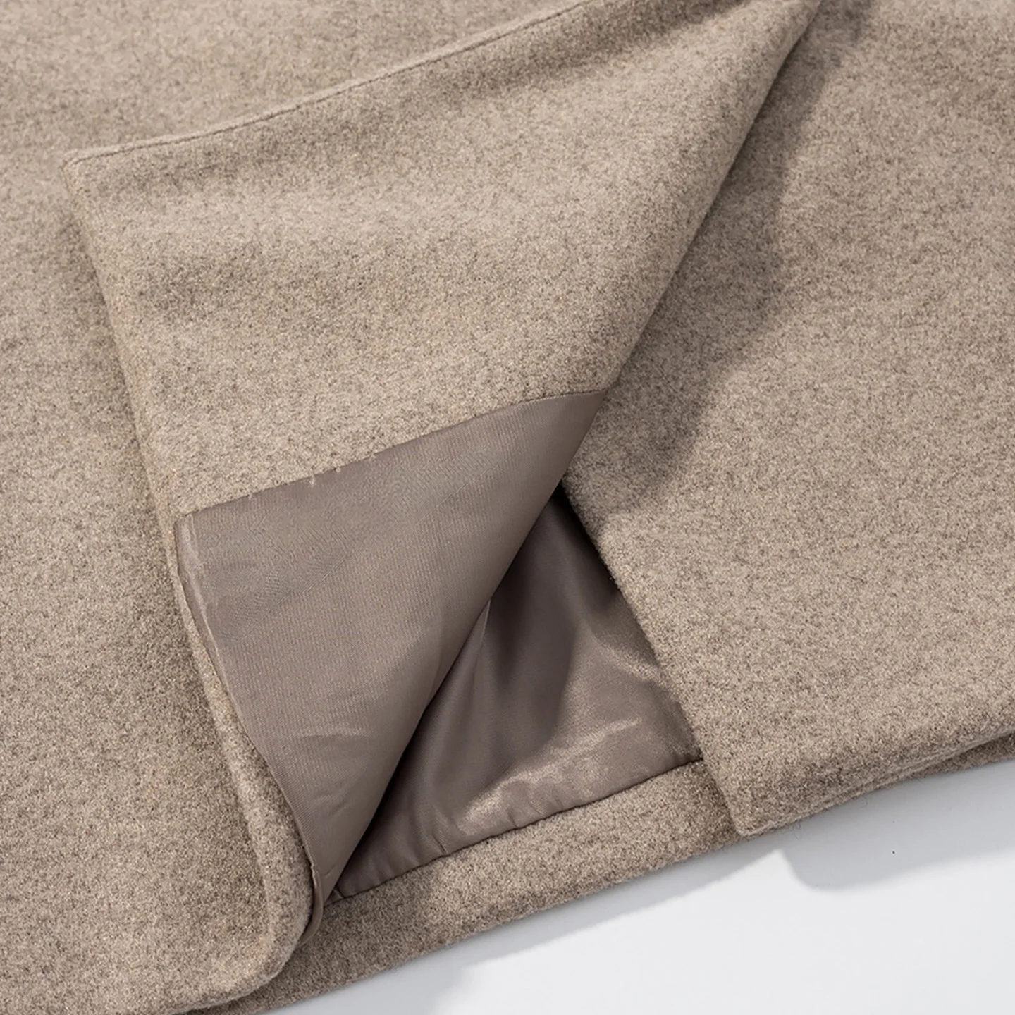 

Женское модное двухцветное свободное шерстяное пальто для поездок на работу, осеннее новое поступление, брендовое длинное пальто прямого кроя Z