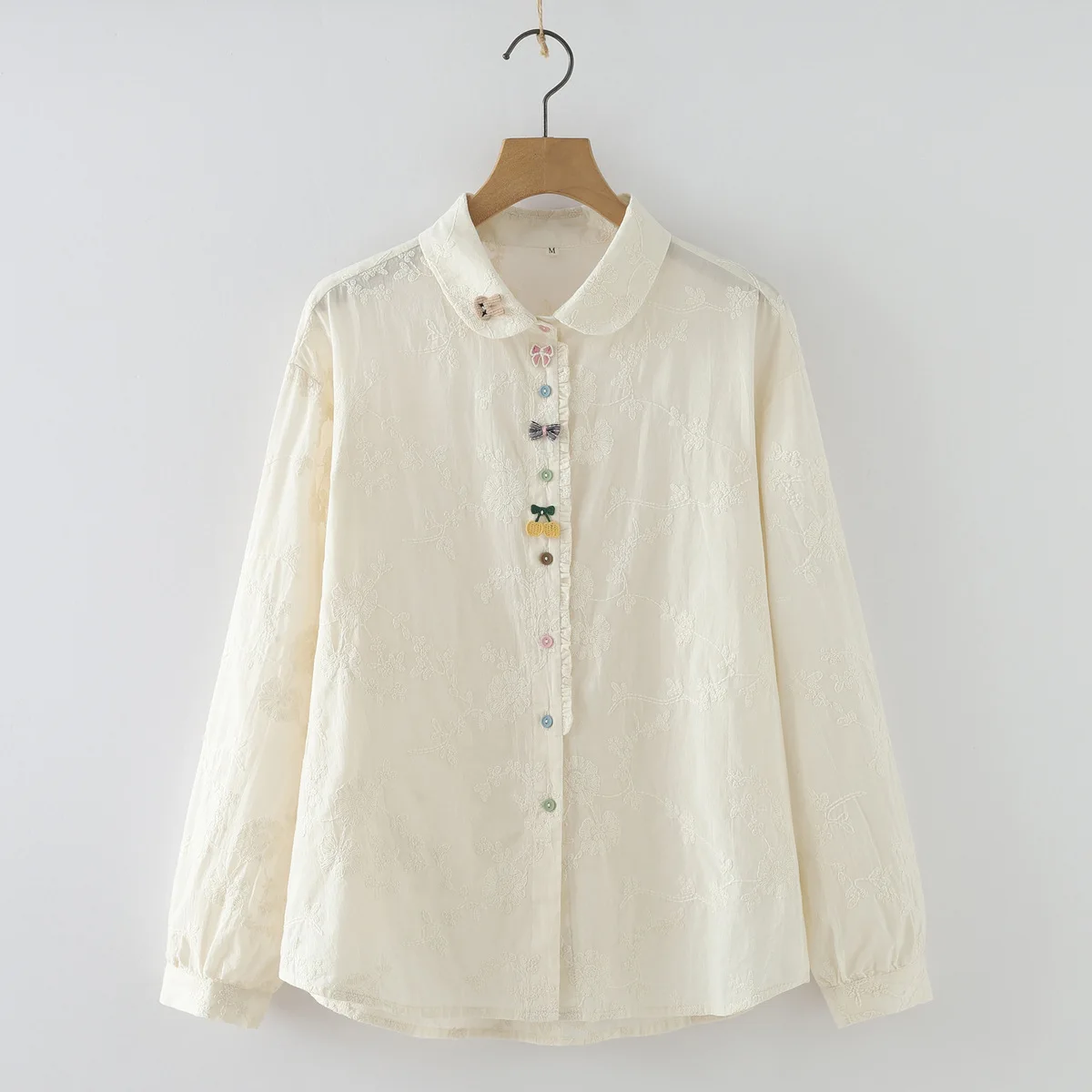 เสื้อเชิ้ตแขนยาวผ้าฝ้ายฤดูใบไม้ร่วงใหม่ปี 2025 สำหรับผู้หญิง ปกคอเสื้อพับได้ ปักลายสไตล์โมริเกิร์ล น่ารักหวานๆ โบว์ 3 มิติ ทรงหลวม รุ่น T59126CC