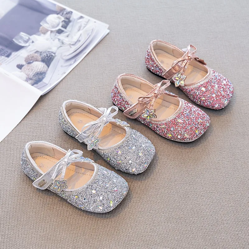 Girls Princess Shoes Square Toes Sweet Bows 2026 New Girls Dance Shoes Shiny Sequins Children Flats Non Slip Performance Shoes