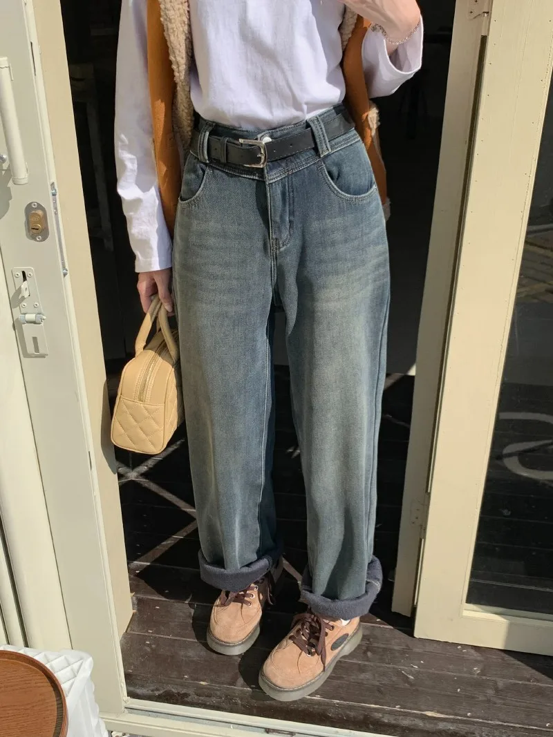 

ZHISILAO New Thick Warm Wide Leg Straight Jeans Women Winter 2023 High Waist Full Length Denim Pants Fur Jeans