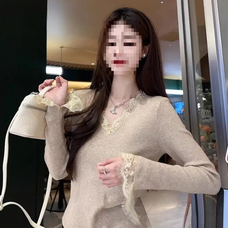 2026Autumn Winter New Fashion Wome Clothingvneck Lace Long Sleeved Tshirt with A Western Lazy Style As Well As A Base Shirt Tops