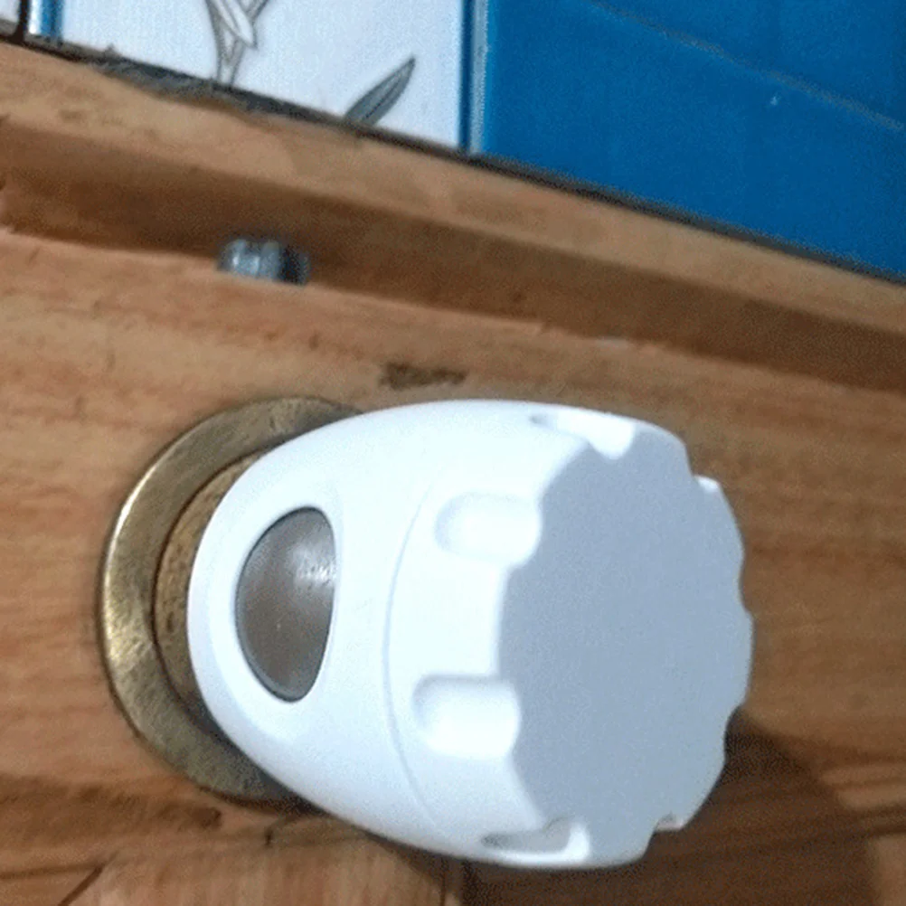 Рисунок 6 - защита для детской дверной ручки