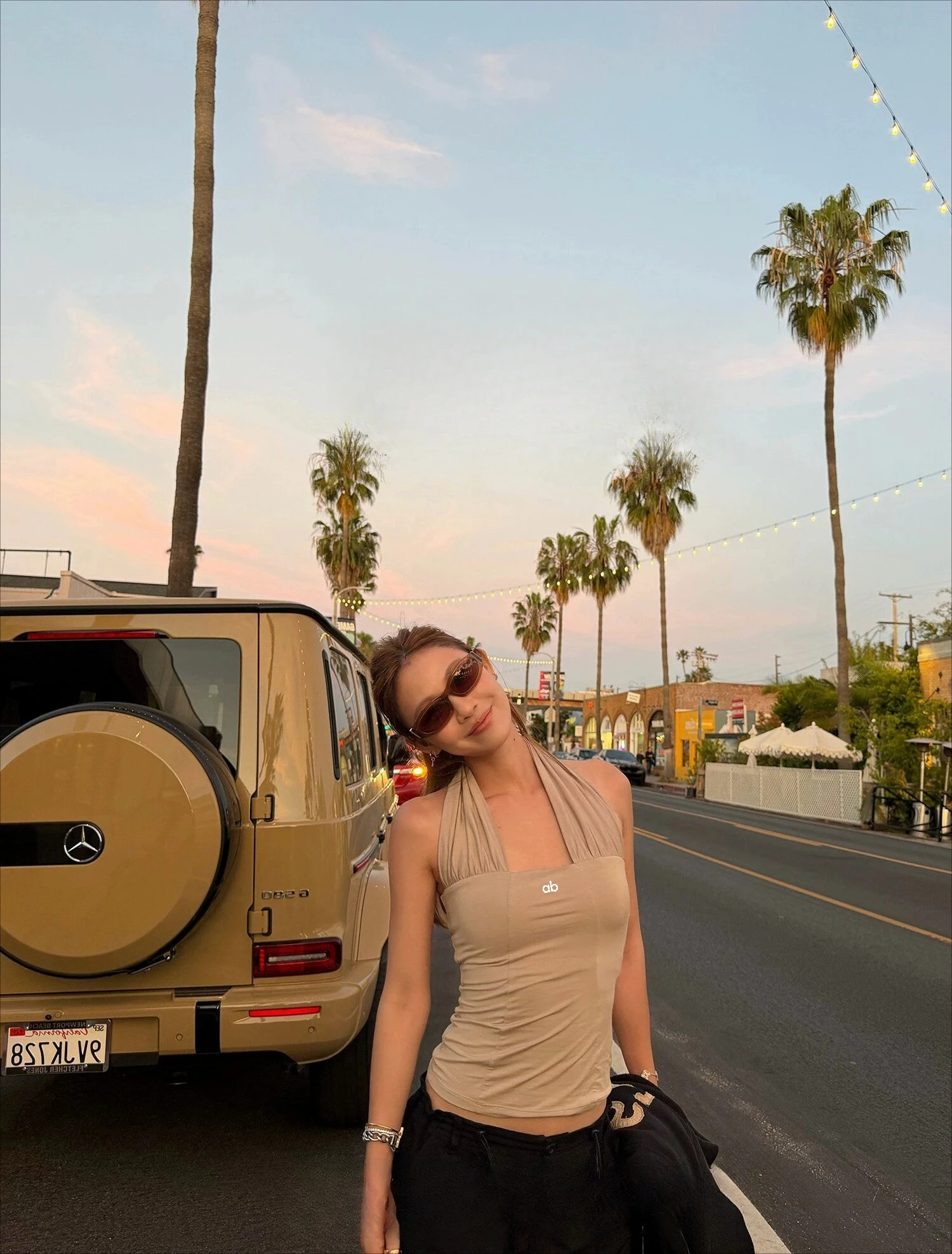 Women Summer Black Halter Crop Top Built‑in Bra Backless Sleeveless Vest Desert Wasteland Style Stretch Outerwear Camisole Tops