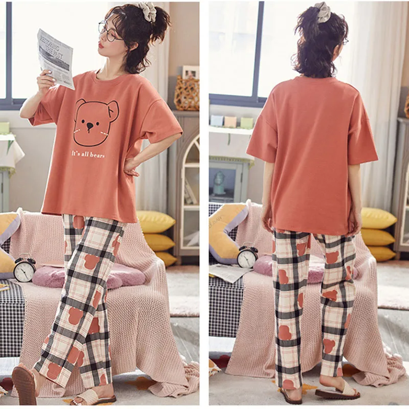 Women Pajamas Set Korean Version of the Autumn and Winter Cartoon Bear Christmas Pajamas Round Neck Long Sleeve Trousers 2 Piece