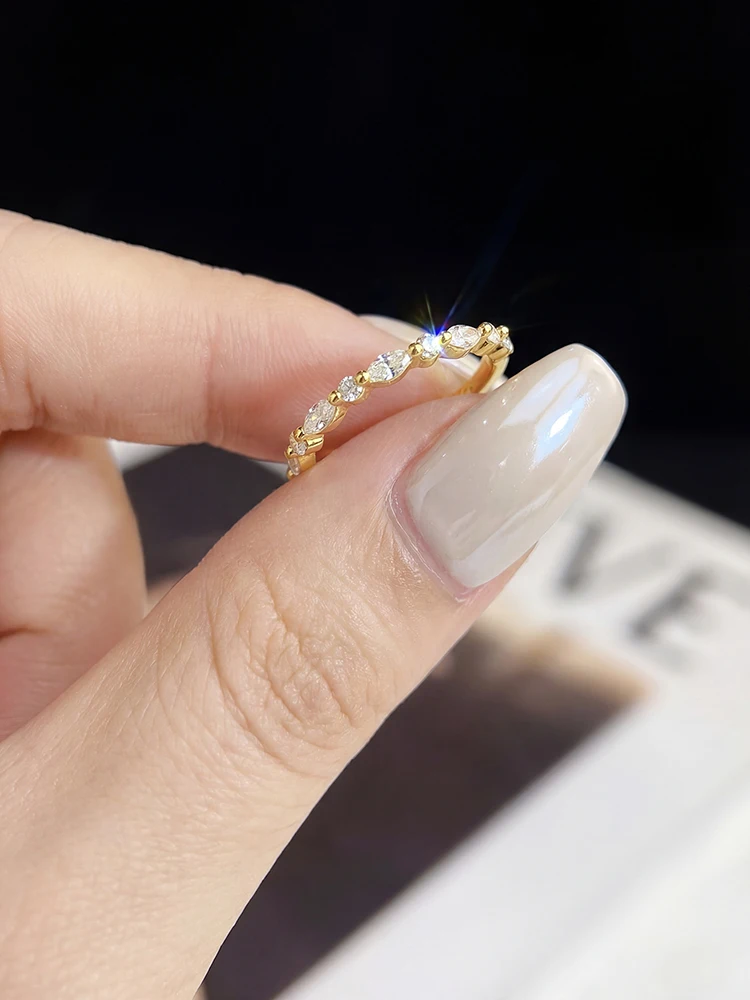 Modischer Ehering mit echtem Moissanit-Diamant in Marquise- und Rundform für Damen, elegant, klassisch, für den täglichen Gebrauch und für Partys, hochwertiger Schmuck. – Detail 2