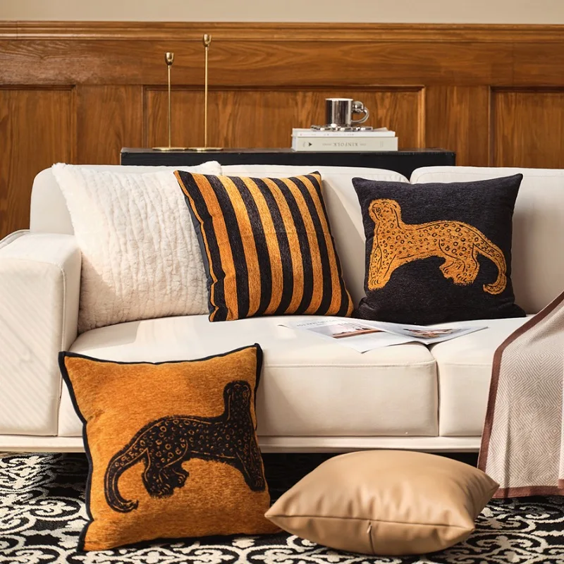 

Leopard Pillows Retro Gold Brown Cushion Case Chenille Decorative Pillow Cover For Sofa Chair Home Decorations