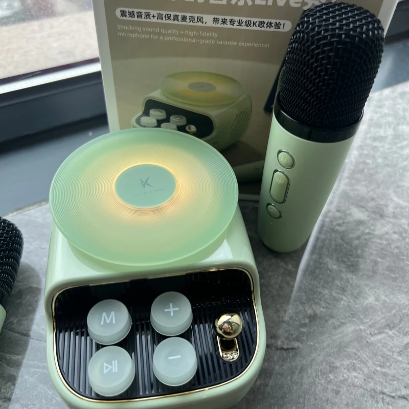 

Mini Karaoke Speakers Bluetooth Wireless 3-in-1 Portable Cute Speaker Retro Record Player Appearance Adjustable Ambient Lighting