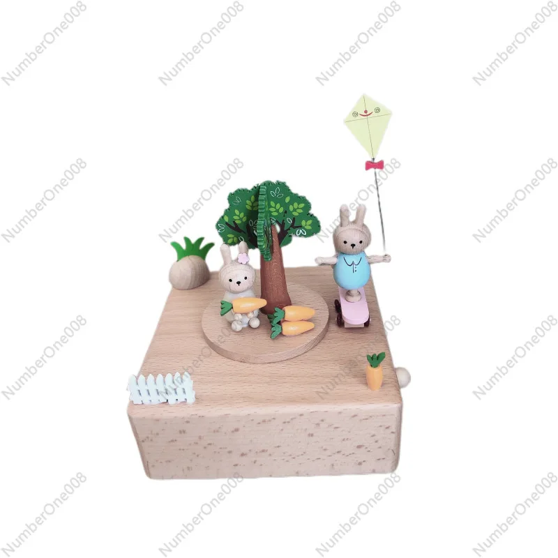 Wooden Skateboard Rabbit Music Box, Dynamic Moving Figure Desktop Ornament, Cute Collectible Gift Souvenir