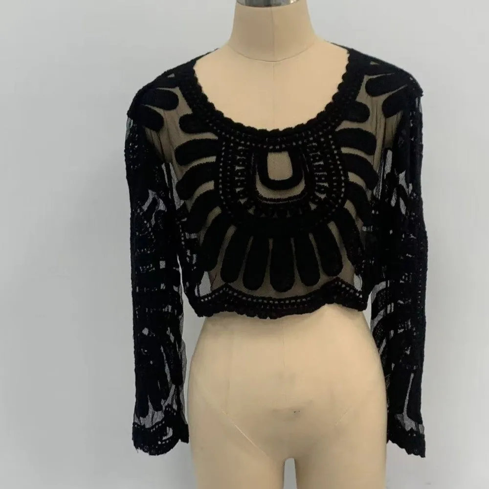 Lace Embroidery Sunscreen Cover Up Round Neck Long-Sleeved Cover Shirt Transparent Beach Short Sheer Top Beach Leisure