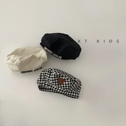 2024 New Autumn Beret Hat Cotton Baby Boys Winter Sun Cap Toddlers Cute Fashion Plaid Embroidery Hats