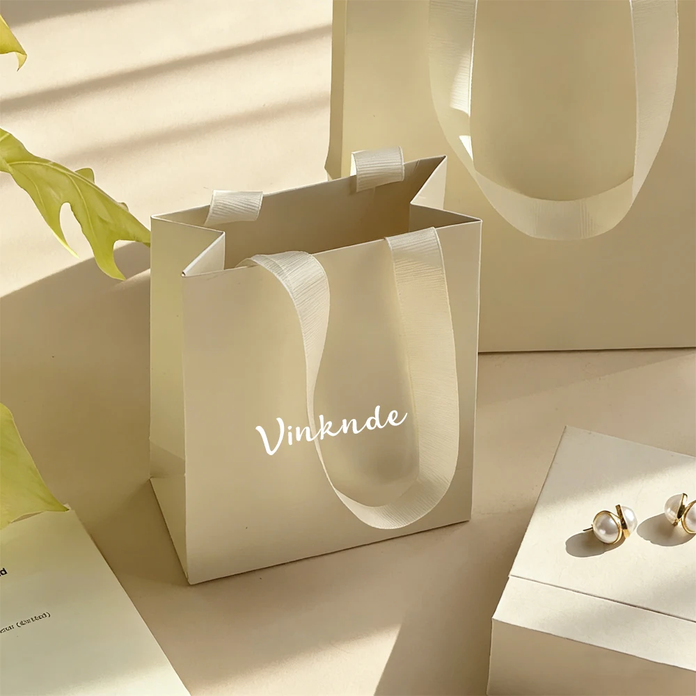 

Beige Lovely Personalized Logo Jewelry Paper Handle Bag Shopping Gift Handbag Cosmetic Perfume Wedding Favors Candy Organizer