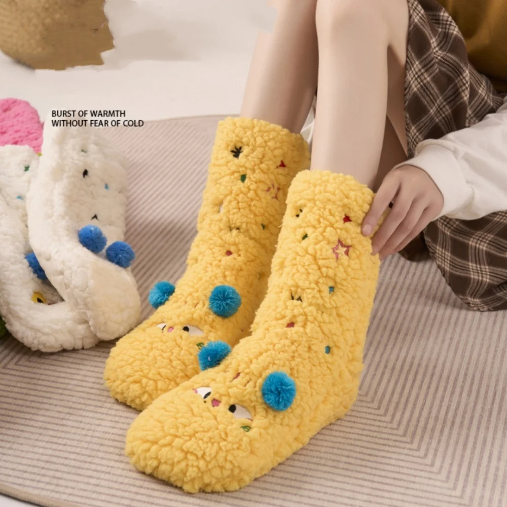 Calzini per pantofole con animali Calzini da pavimento antiscivolo Kawaii Calzini da pavimento in cashmere di agnello Adorabili per il sonno del pavimento dei bambini