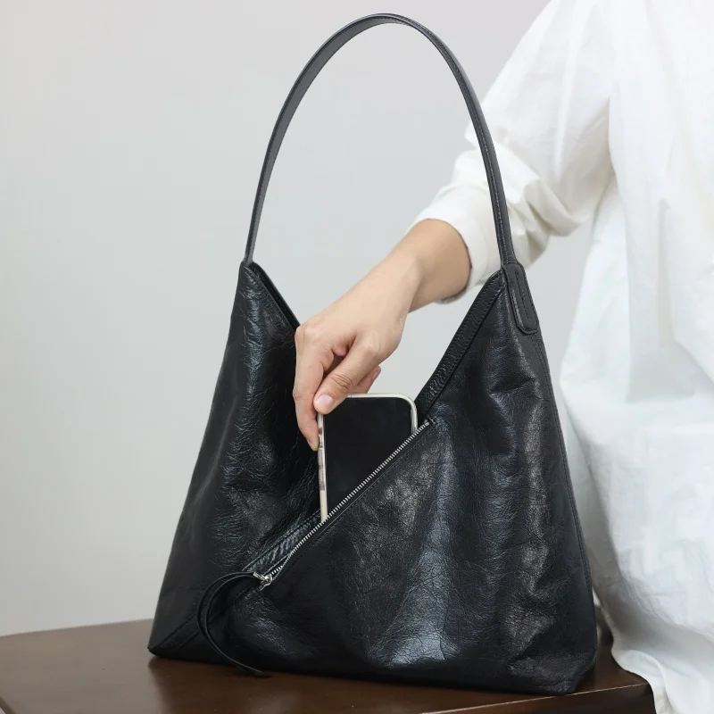 Women Genuine Leather Black Soft Shoulder Bag Luxury Designer Handbag Practical Capacity And Comfortable To Use Classic HOBO