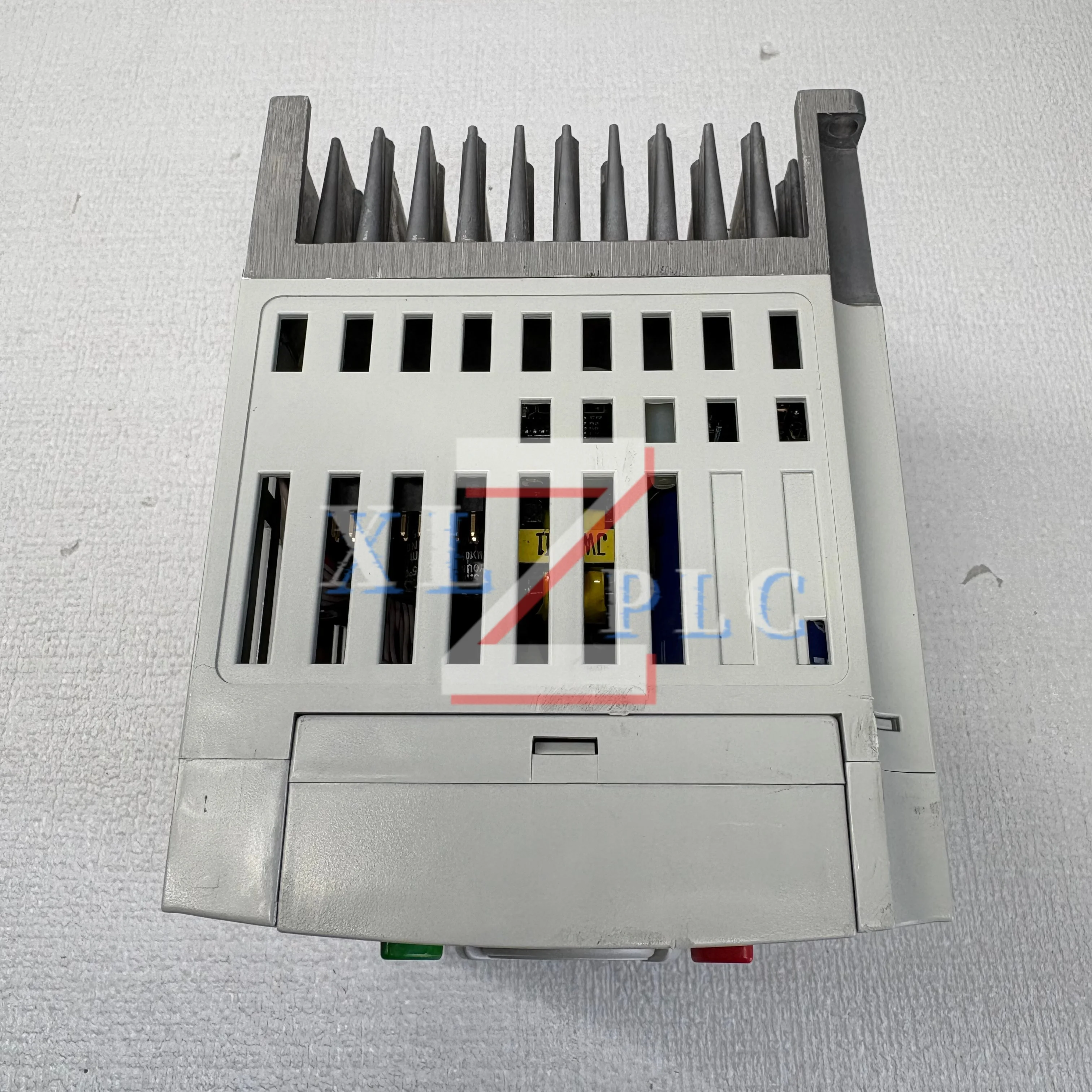 USED SV015IG5A-2  frequency changer