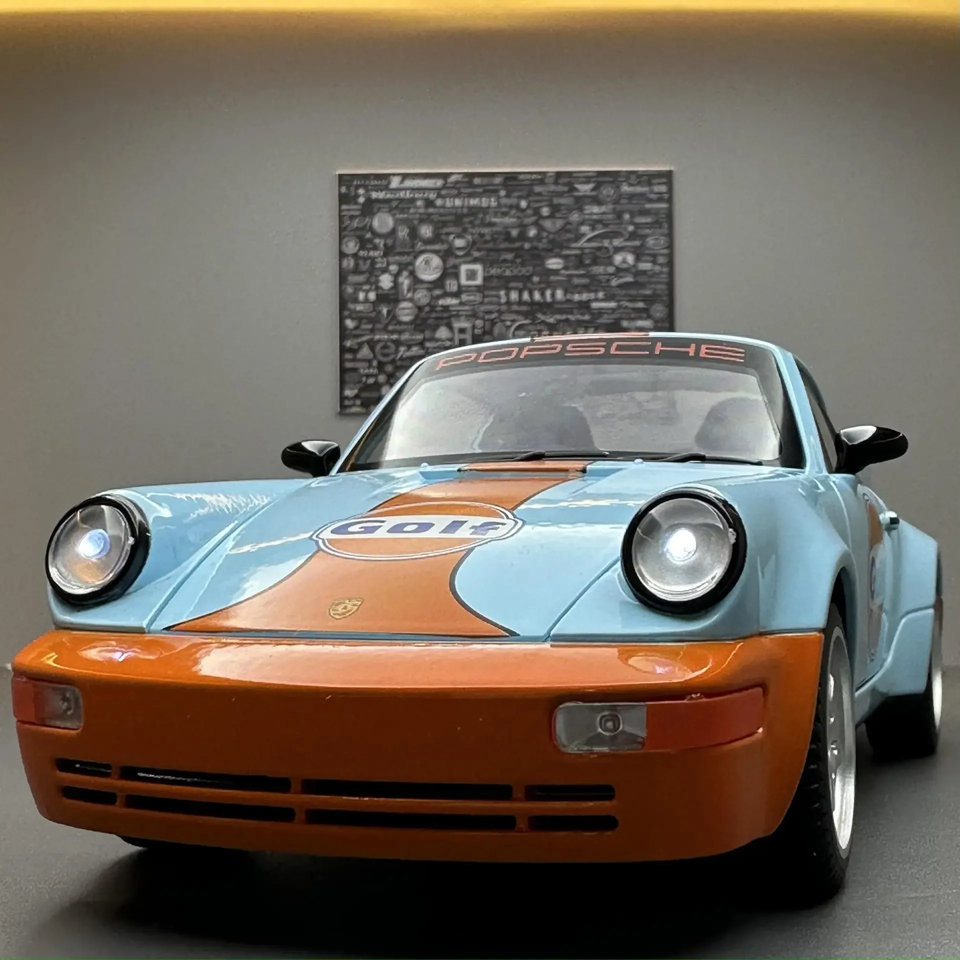 1:24 بورش 964 محاكاة عالية سبيكة نموذج سيارة لعبة Diecasts صب المعادن الصوت والضوء سيارات لعب مركبة F588
