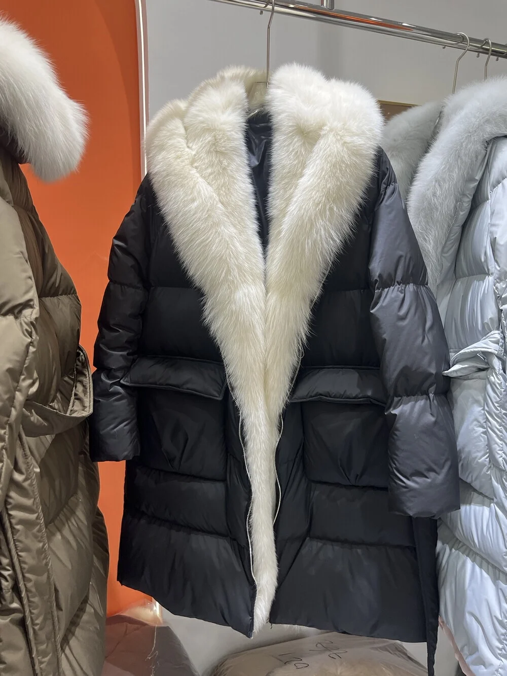 

2023 New Winter Women 90% Goose Down Jacket Natural Real Fox Fur Collar Thick Warm Luxury Fur Parka Loose Coat