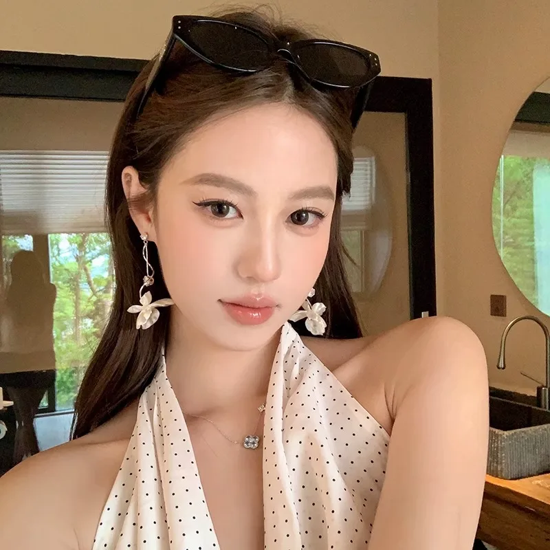 Long Flower Drop Earrings French Style Sophisticated Lightweight Summer Beach Holiday Jewelry Women Taupe Silver Plated