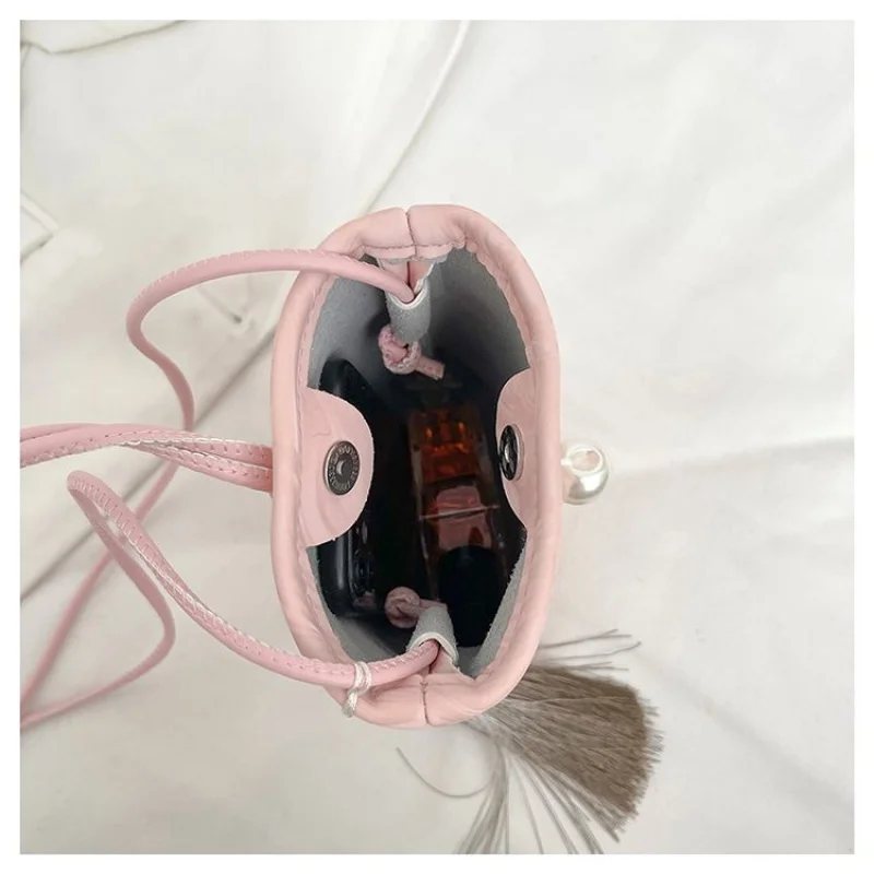 

Elegant Crossbody Handbag Luxury Leather Women's Bag Famous Designer Classic Paris Delicate Craft Commuter Bag​