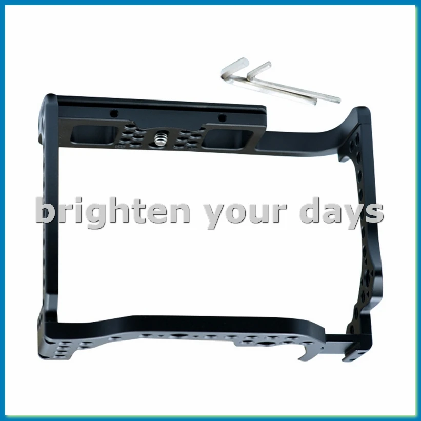 

Camera Cage for R Feature with 1/4 3/8 Thread Holes for Magic Arm Microphone Fill Light Attachment-A79U